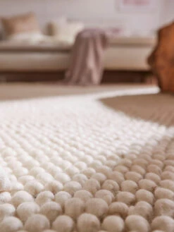 Woll-Teppich, Vanity White 12 Woll-Teppich, Vanity White -Sweet Beteppiche Geschaft Malmby Handwebteppich beige VanityWhite mil4